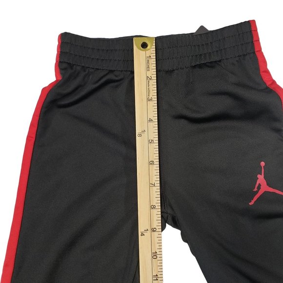 Jordan Boy's  2-Piece Jogging Set Size 6MMM (5-6 yrs) - Picture 13 of 14